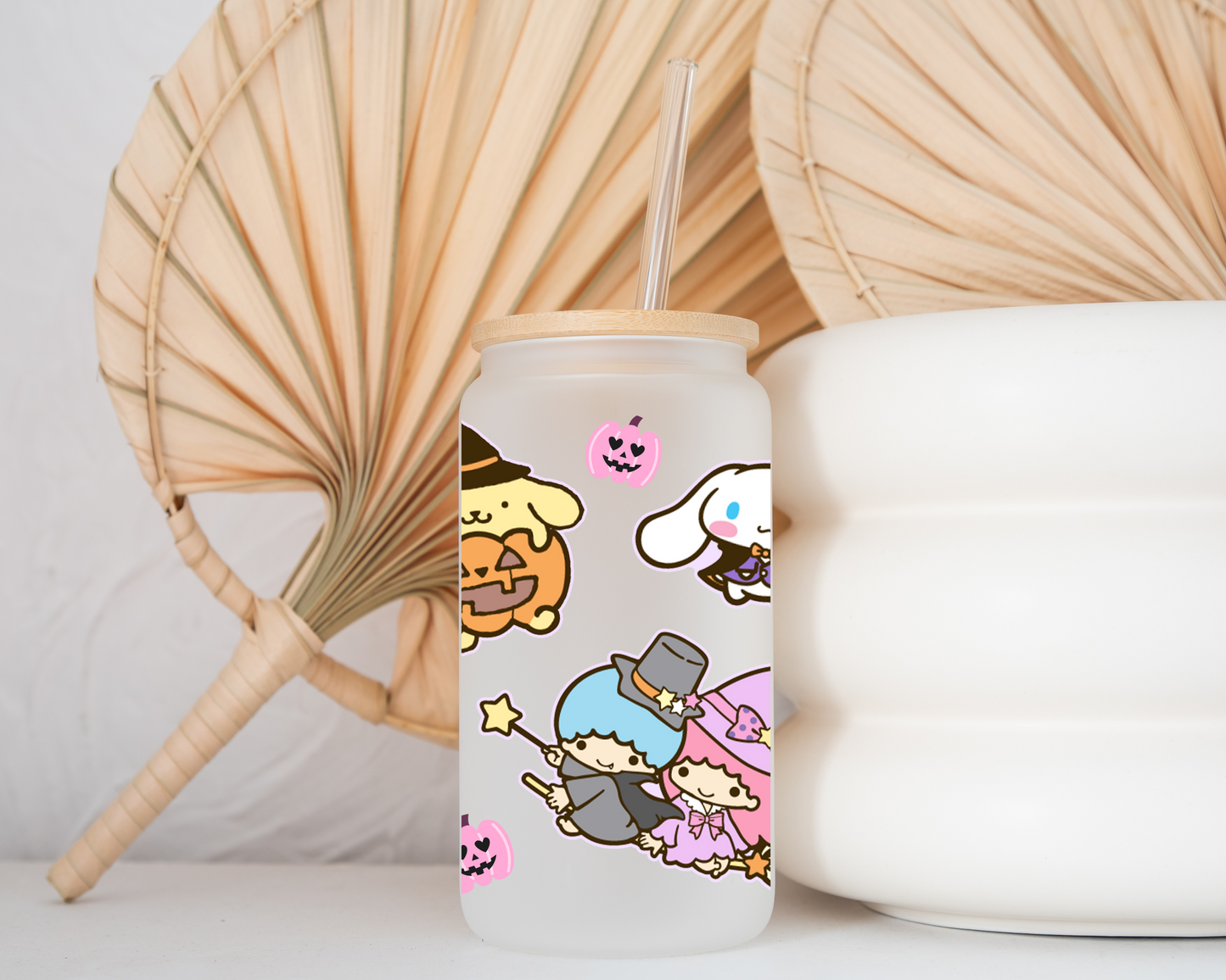 Sanrio Halloween Anime 16oz Beer Can Glass with Straw and Lid