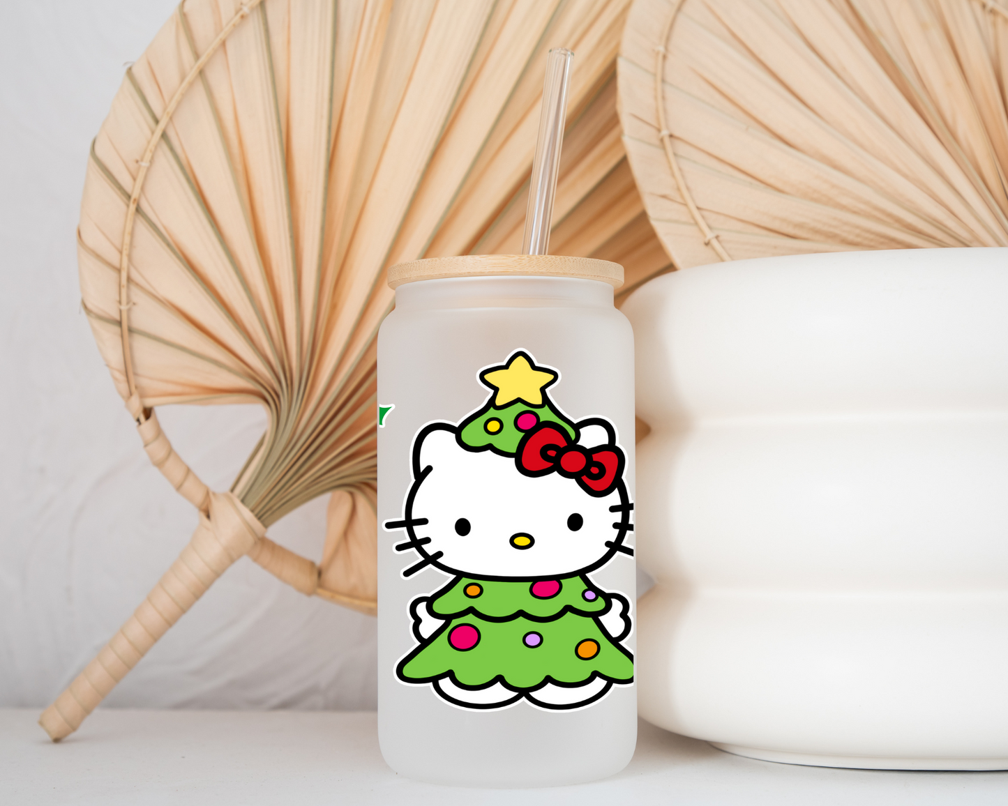 Sanrio Hello kitty Christmas Green Tree Anime 16oz Beer Can Glass with Straw and Lid