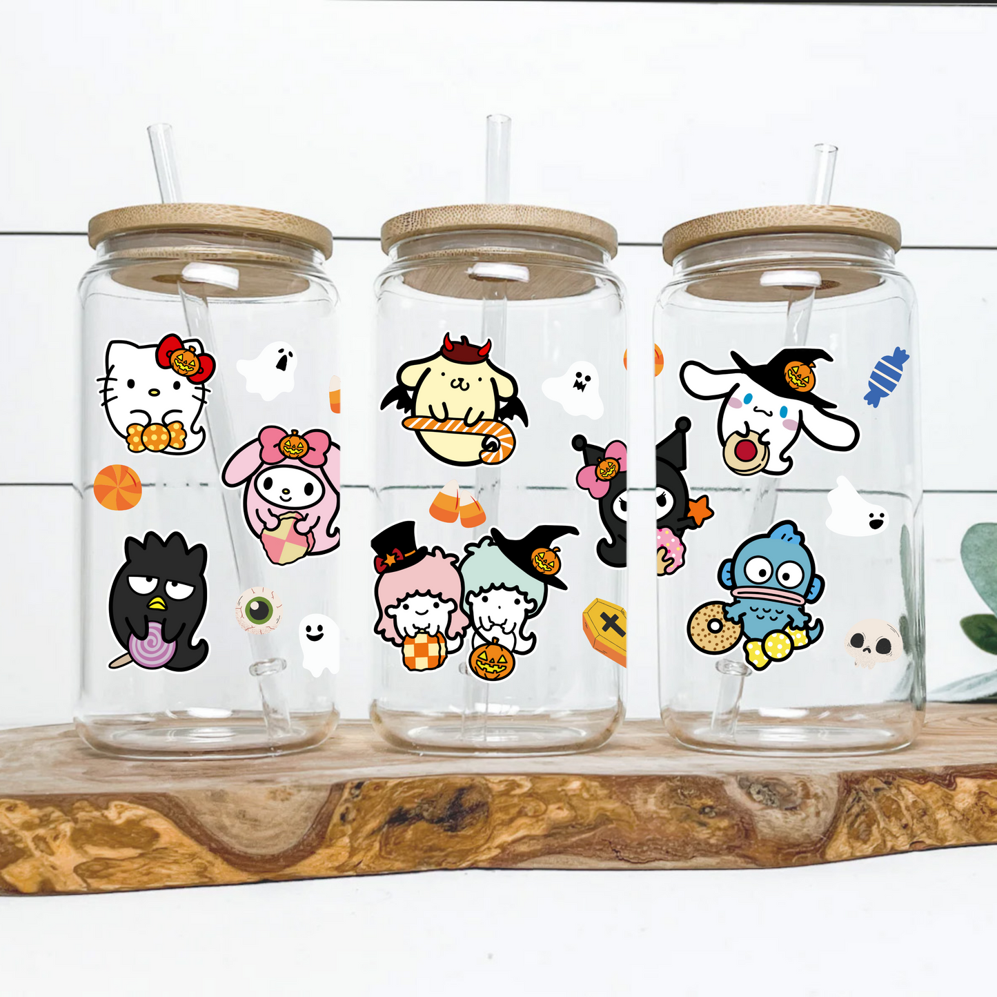 Sanrio-Halloween Sanrio family Anime 16oz Beer Can Glass with Straw and Lid